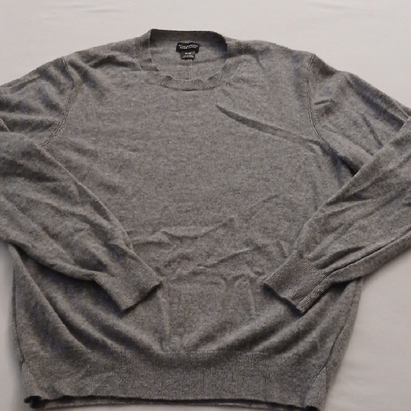 Cashmere Sweater Club Monaco - Picture 2 of 9